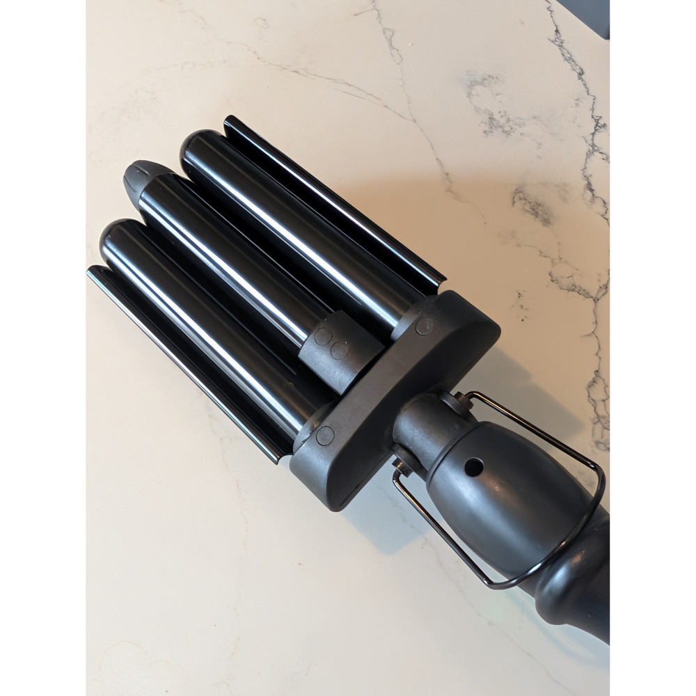 Ceramic triple barrel hair waver, Amika High Tide Deep Waver